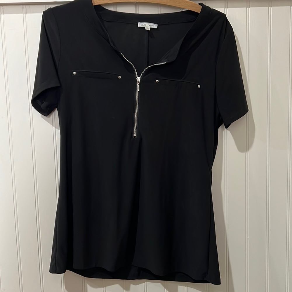 Ava James women’s top, black